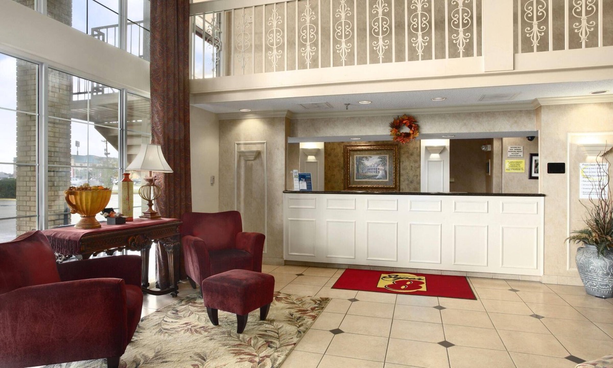 New Iberia Hotel | Super 8 by Wyndham New Iberia