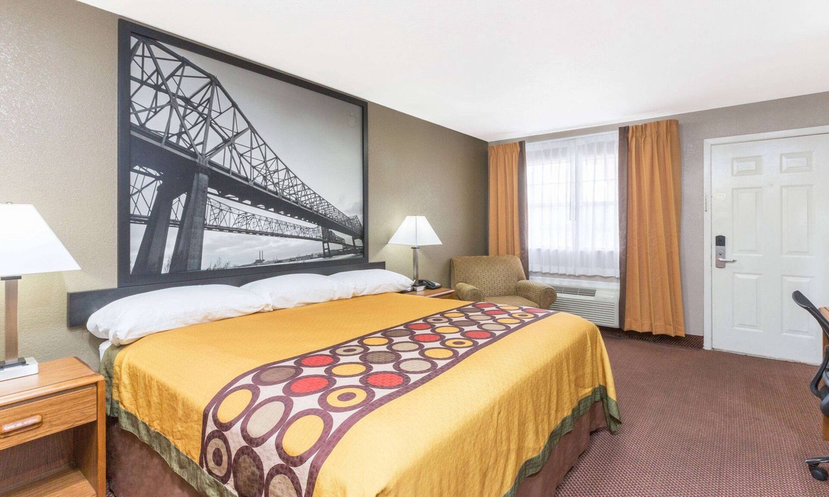 Tallulah Hotel | Super 8 by Wyndham Tallulah LA