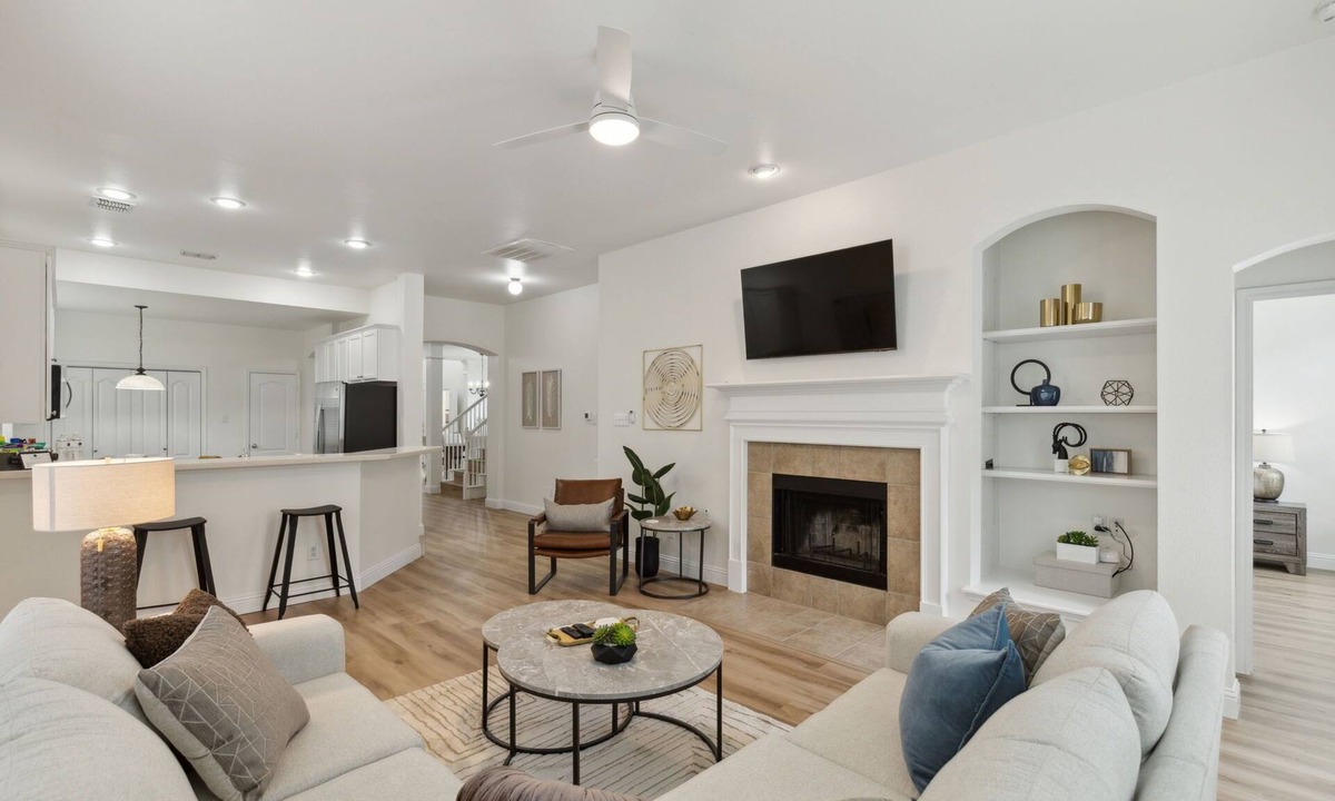 Lantana House | TCH - 5BR/2.5BA Home in Lantana - T3