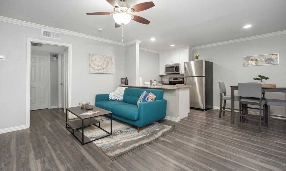 Old East Dallas Condo | The Eastside Dallas Nest - Modern 1BR Near Uptown