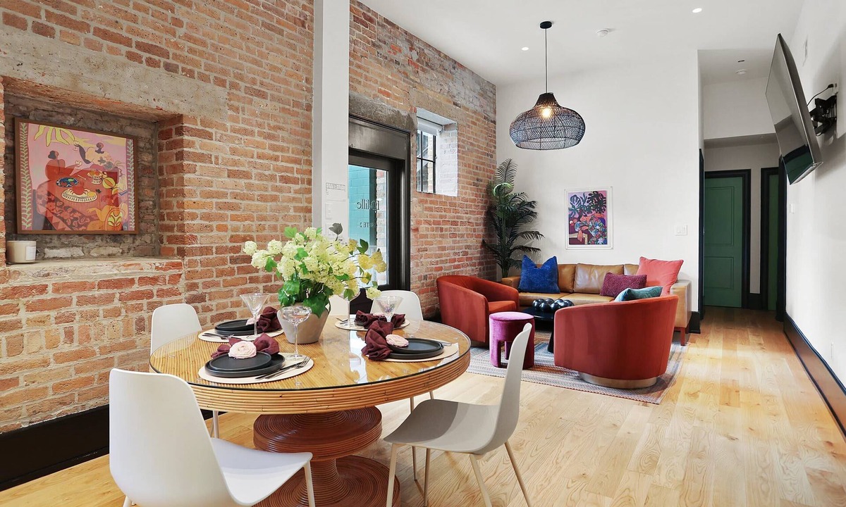 Faubourg Lafayette Hotel | The Gisele: 4BR/3BA for 8 | Pool + Streetcar Stop