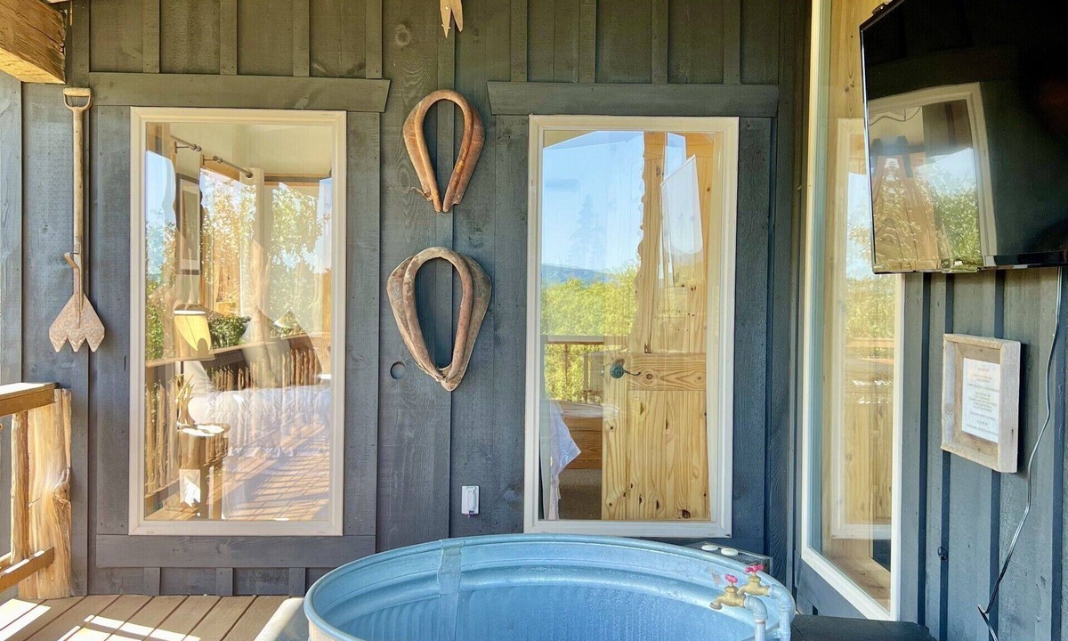 Mountain View House | The Hawk Haven has awesome views and is a newly updated cabin with many extras