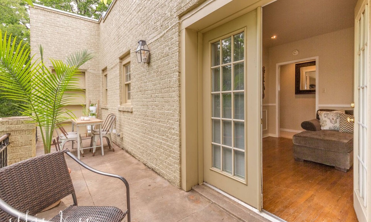 Sayles Blvd. Area House | The Historical- Stunning jewel in the middle of the city!