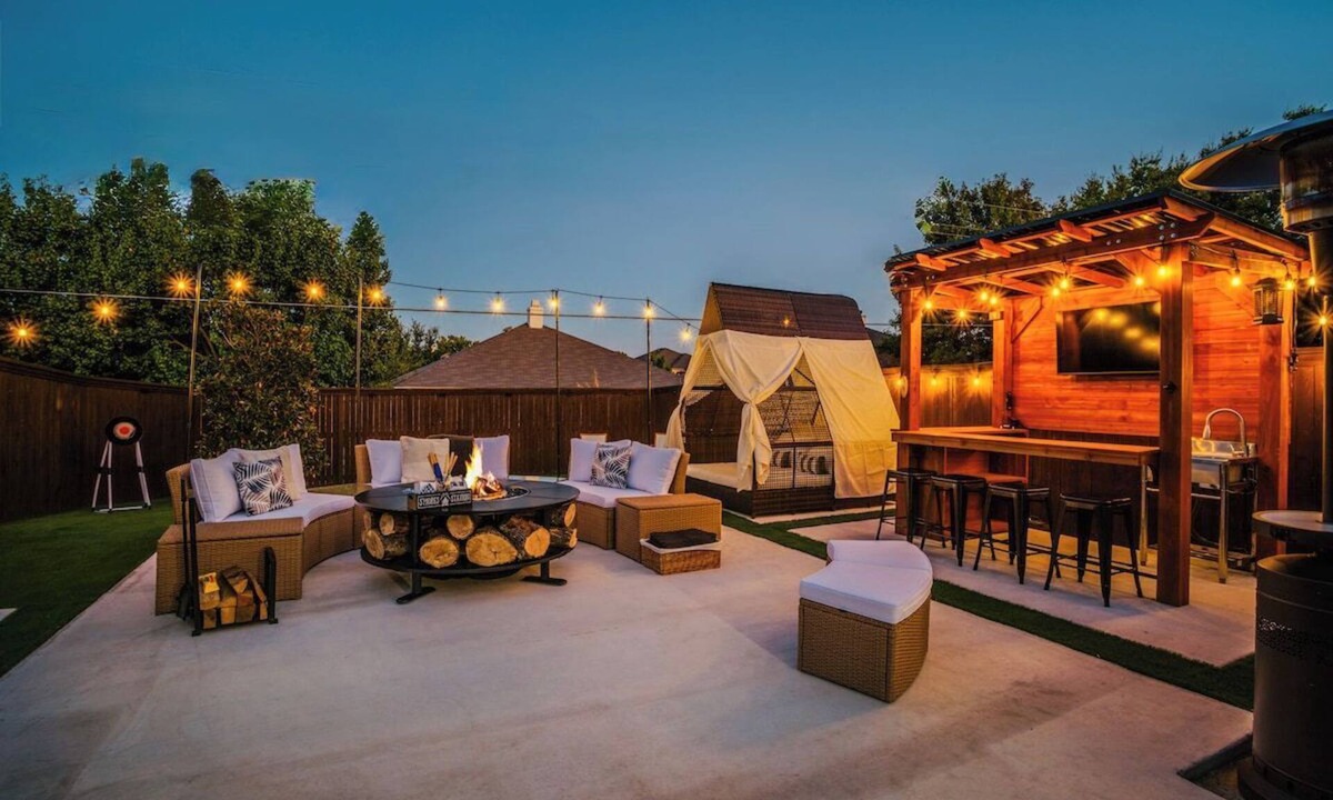 McKinney House | The McKinney Luxury Escape Close to Everything!