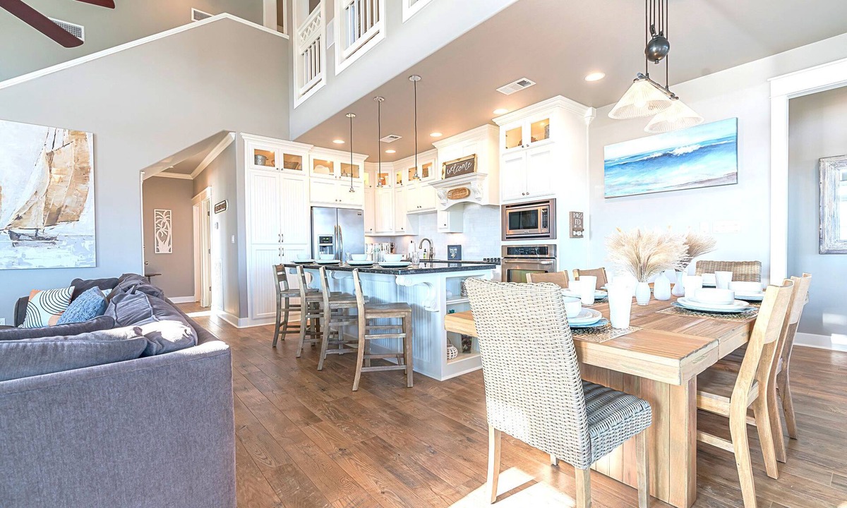 Crystal Beach House | The Queen - Crystal Beach Luxury Home Unobstructed View, Super Cute!