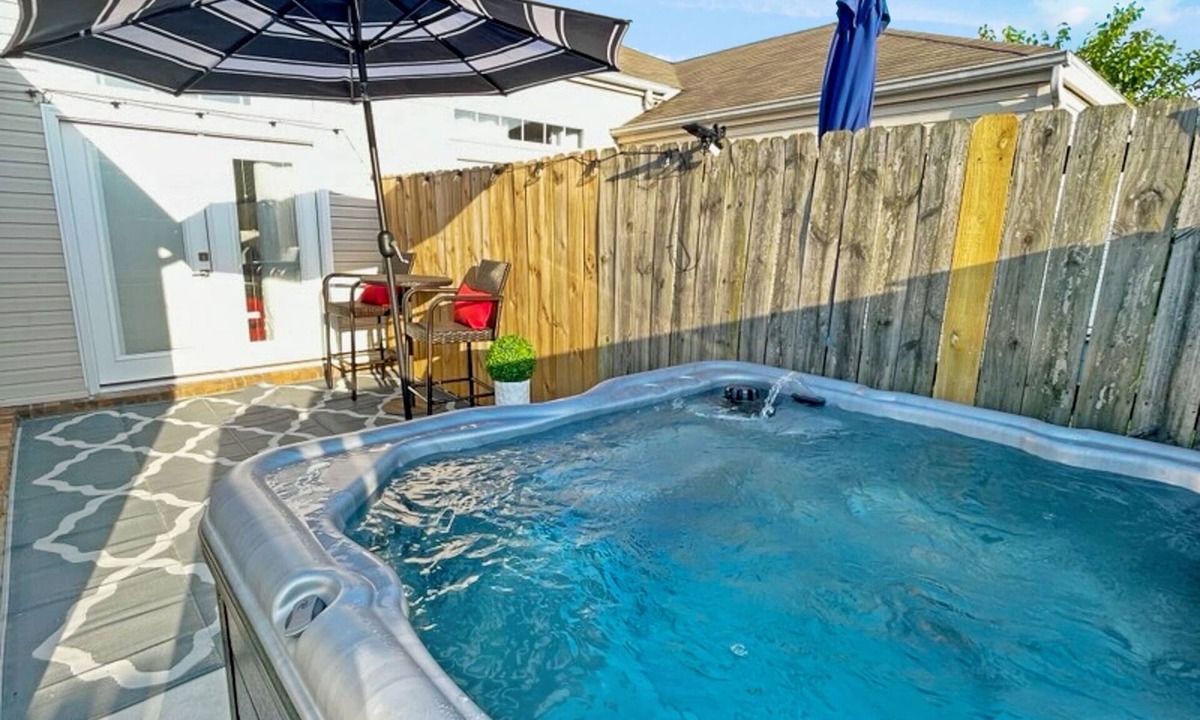 Springdale House | The Stay at Steuben, Hot Tub, 2 houses, 6 BR