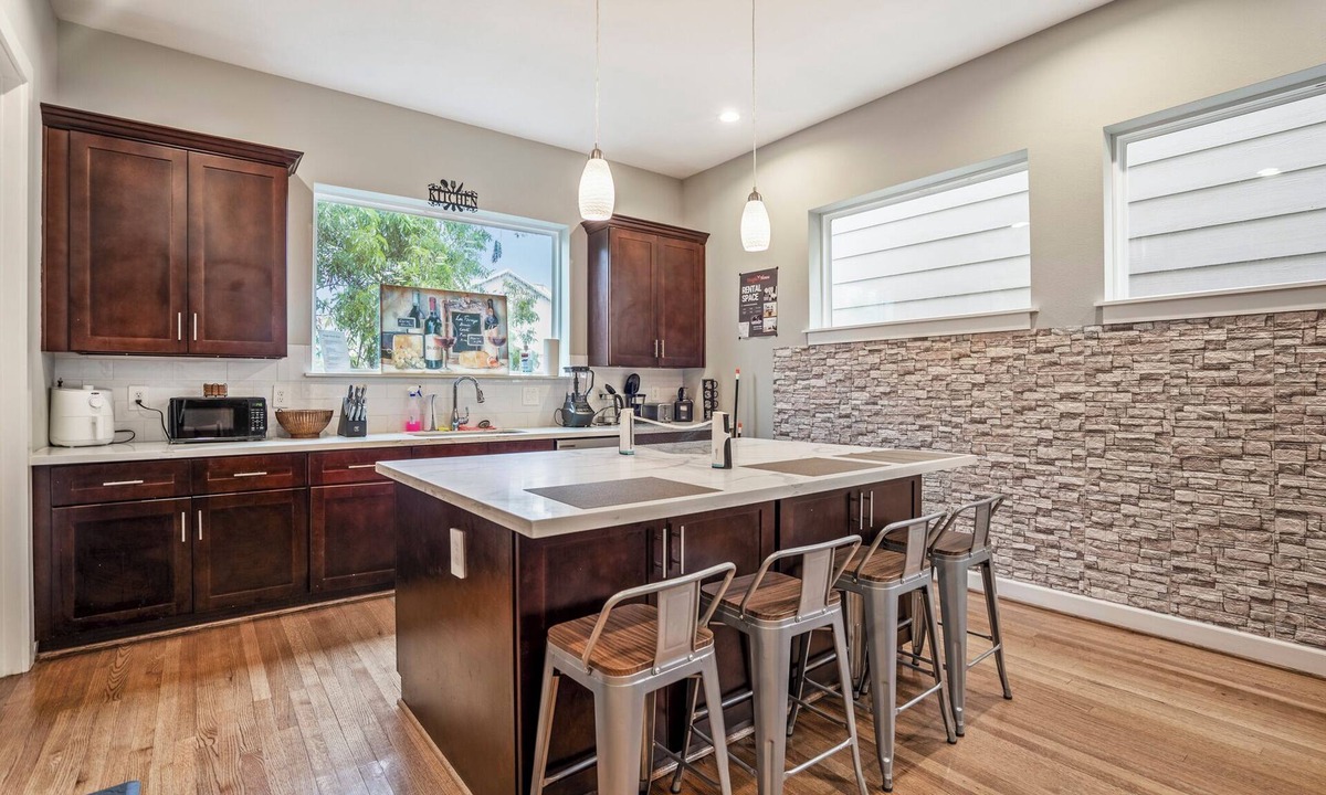 Riverside Terrace Bed & Breakfast | The Vibe 3bd X 4b I Downtown l Med Center I NRG Stad l Free Parking