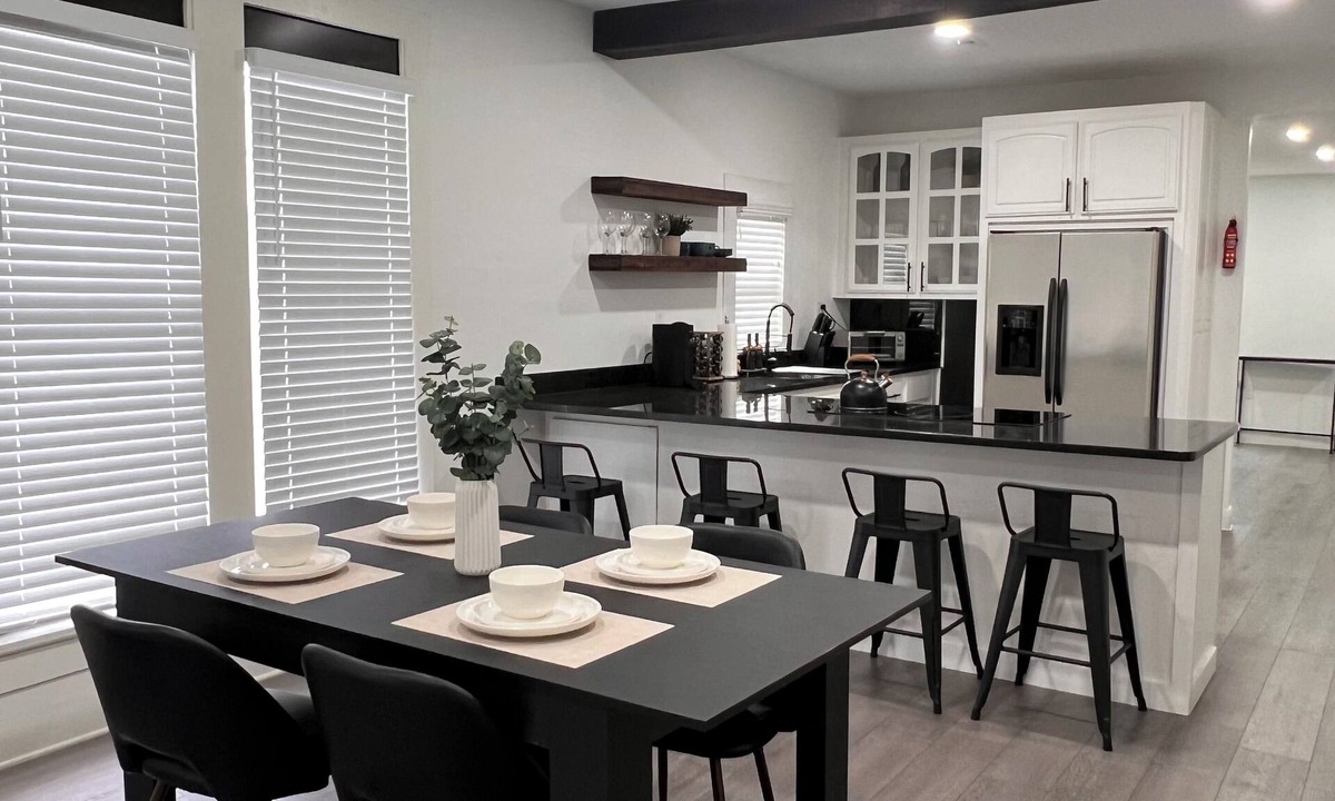 East Riverside House | This 4-bedroom home in Downtown Waco.