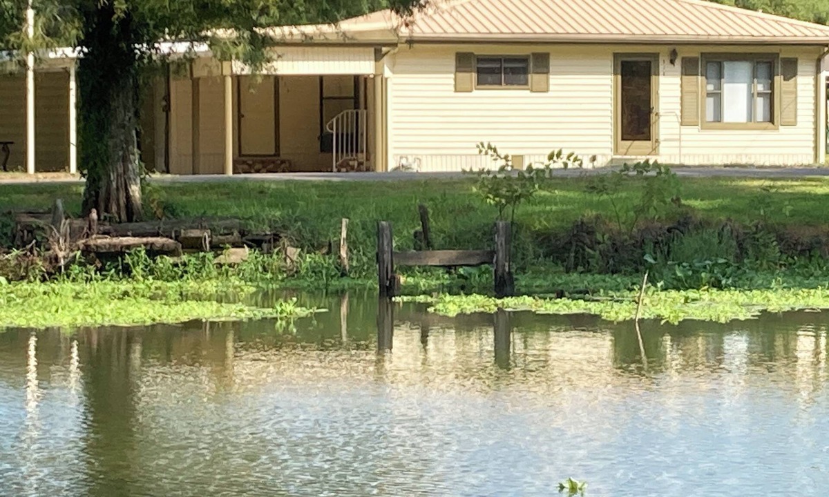 Pierre Part House | TJ’S CAJUN LAND GETAWAY
