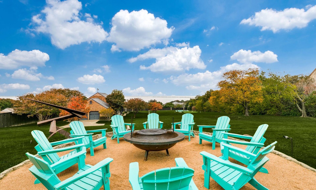Rockwall House | Tranquil Lakeview Haven: Two Homes, Relaxation, and Outdoor Delights