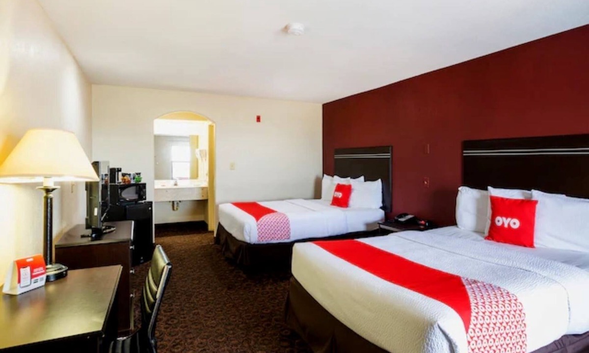 Port Allen Hotel | Two-Queen Room Sanctuary | Family-Friendly Stay Near LSU and Popular Dining Spot
