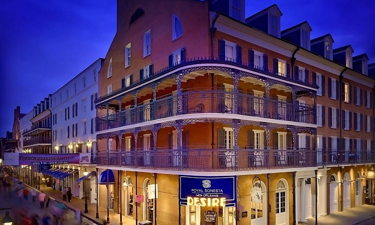 French Quarter Resort | Unforgettable Stay in French Quarter! Pets Allowed, Balcony, w/Outdoor Pool