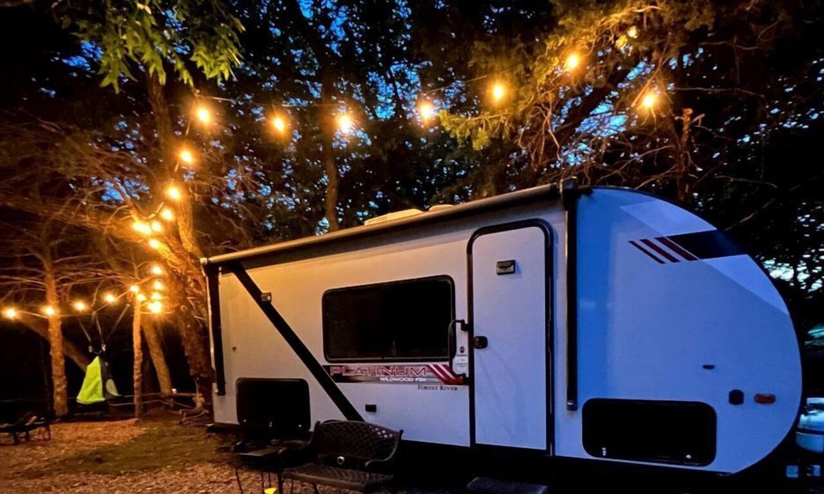 Rosston House | Unique Jungle-Style Glamping RV with 8-Foot Suspended Tree Tent near Creek Trails in Forestburg, Texas