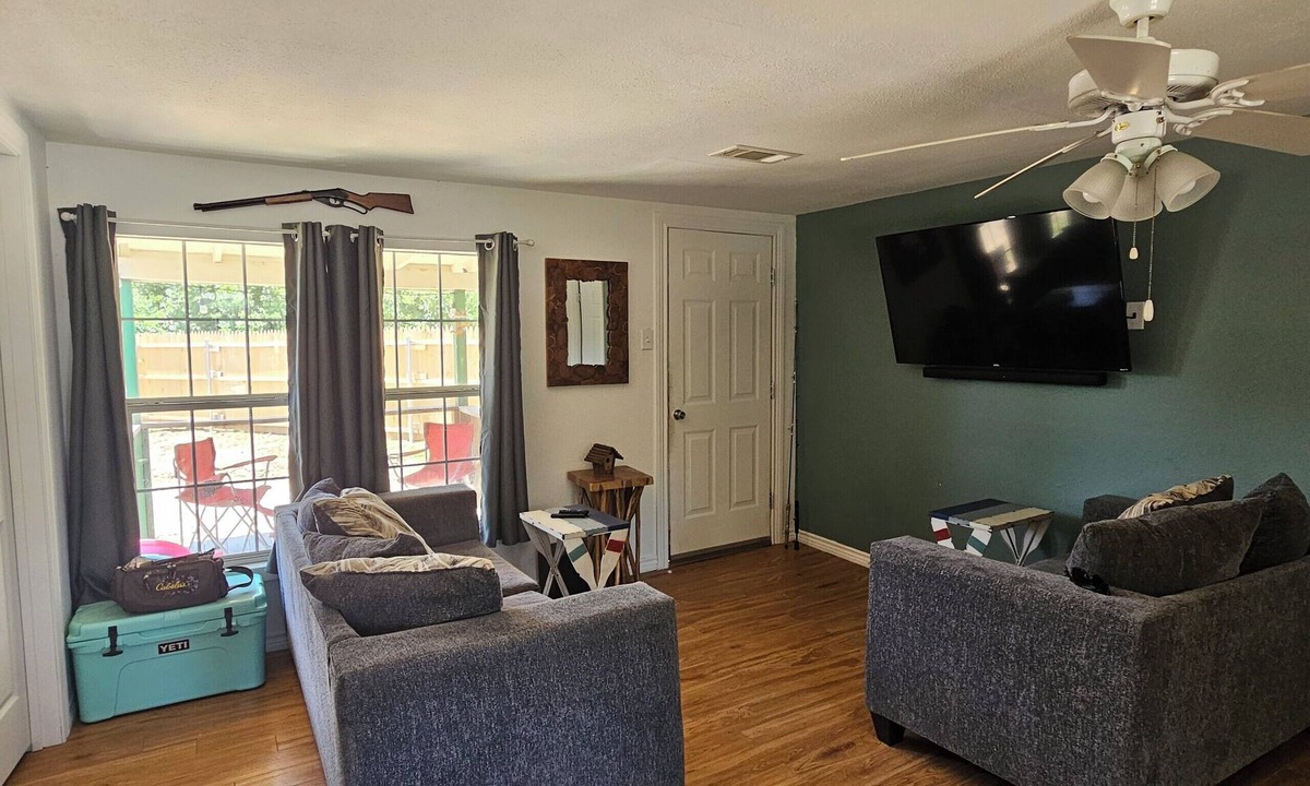 Whitney Cabin | Unlock your next adventure at this cozy cabin on Lake Whitney.