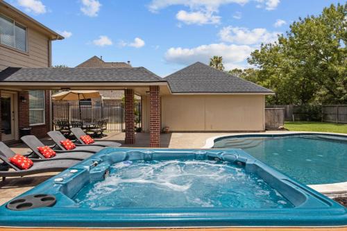 Cypress House | Upscale 4BR Cypress Home w Pool, Hot Tub, Theater, Sleeps 20