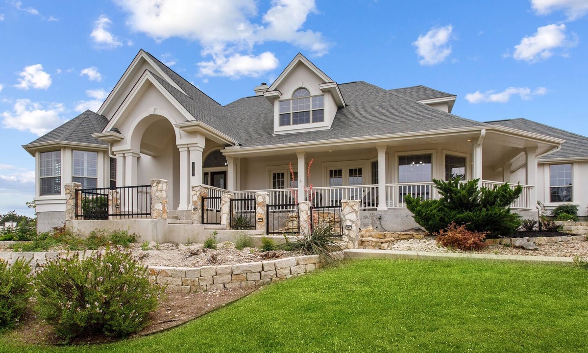 Dripping Springs House | Upscale Comfort in Dripping Springs - The Goodnight House - Spacious 4/3 - Views