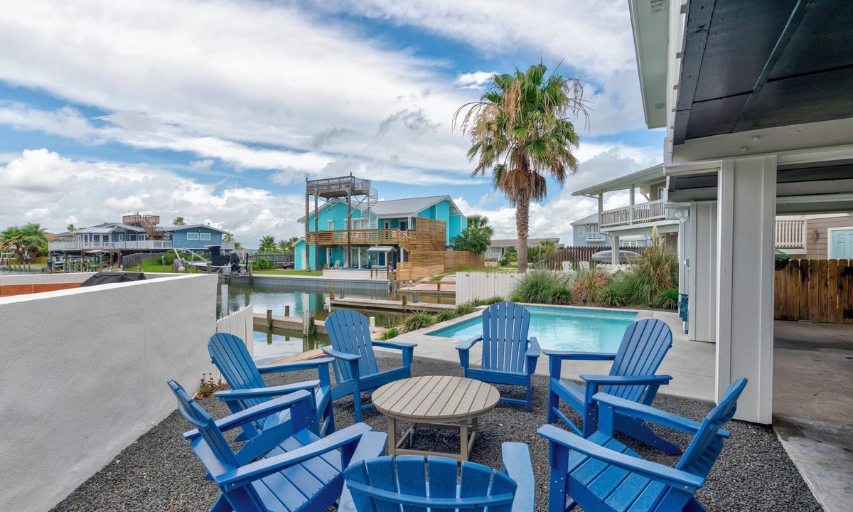 Key Allegro House | Waterfront with pool. New photos coming soon- Recently Remodeled in April 2026.