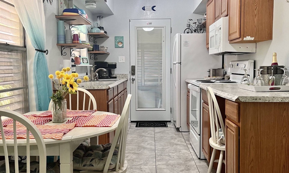 Aransas Pass House | Welcome to our Little Minnow! Perfect for beachgoers, fishermen, and vacation!