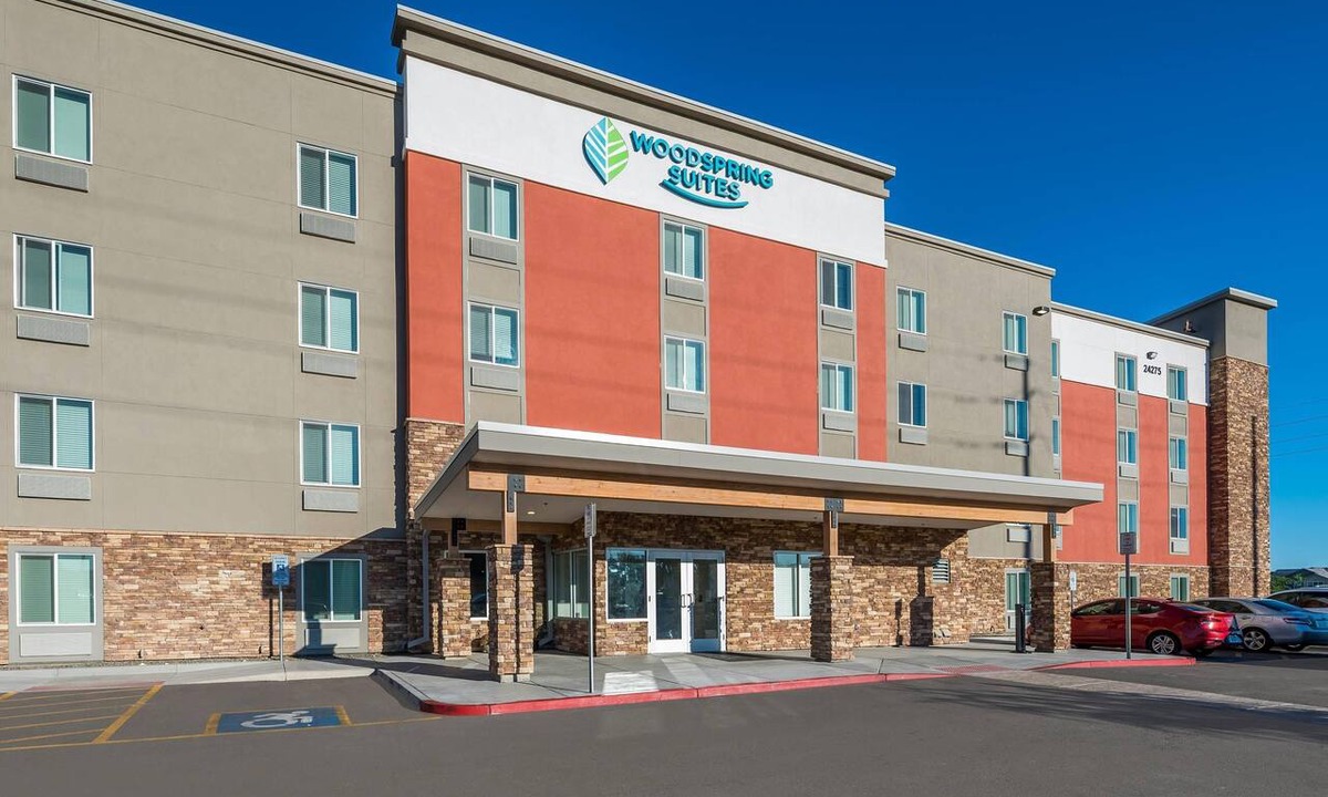 Deer Valley Hotel | WoodSpring Suites Phoenix-Deer Valley