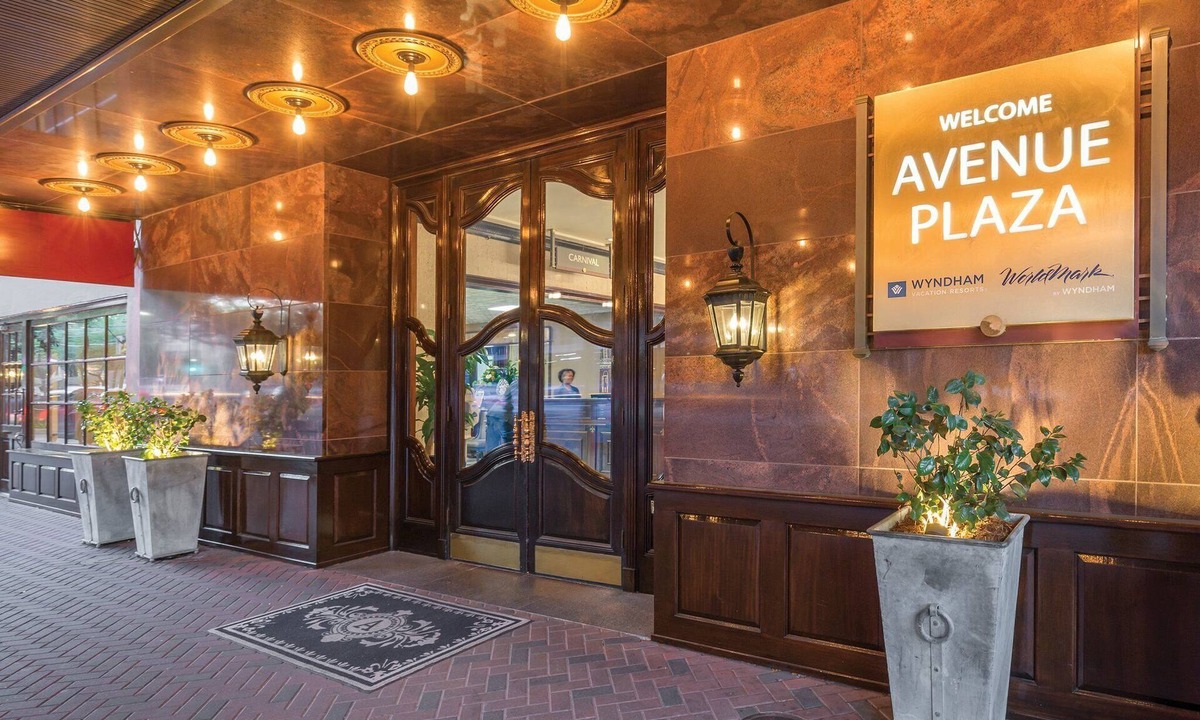 Faubourg Lafayette Resort | Wyndham Avenue Plaza1 bedroom Unit Sleeps 4