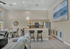 Cast-A-Waves NEW in Port A. Walk to Everything, Shared Pool, Game Room!