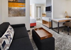 Family & Friends Getaway! 3 Spacious Units, Minutes to Gulfgate Shopping Center!
