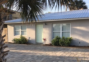Just steps from the beach! in St Augustine