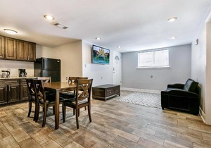 Lovely 2BR next to City Park by Hosteeva