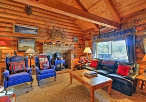 Private Log Cabin in Bend with Deschutes River View! in Bend