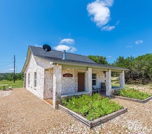 Appian Way Cottage 