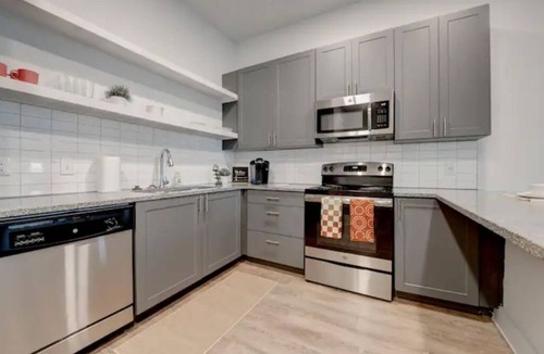 Pflugerville Apartment | 1 bdr Suite w/pool, workspace, 17mins from Domain