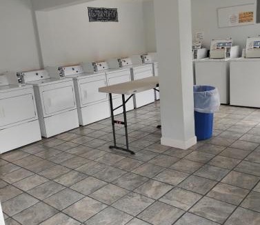 Baton Rouge Apartment | 1 King Bed 1 Bath Apt with Full Kitchen 121
