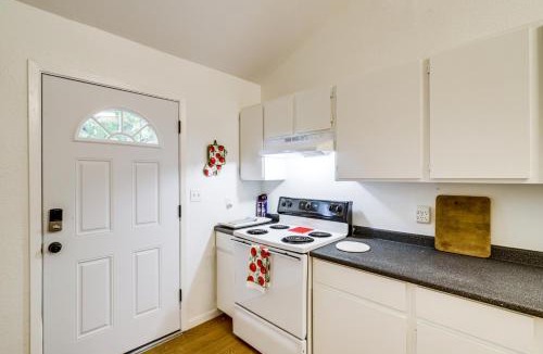 Brenham House | 1 Mi to Downtown & Shopping: Quiet Brenham Home