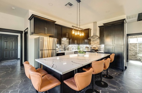 Somerville House | < 1 Mi to Lake Somerville! Dual-Unit Family Base