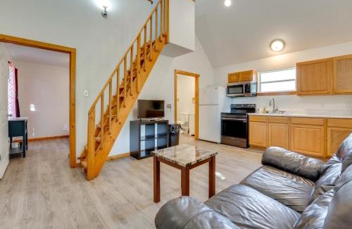 Stockdale House | < 1 Mi to Main St: Quiet Home w/Yard in Stockdale