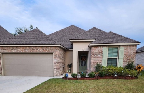 Burnside House | 1 yr old Lake House 5 mins from Interstate I10