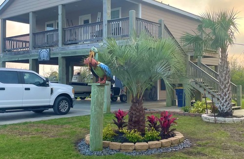 Hackberry House | 10% Discount- Hackberry Hideaway II Water View On Lake Calcasieu