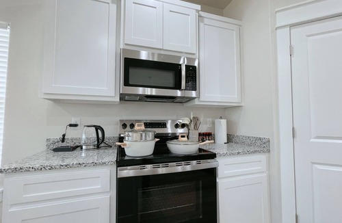 Durant House | 10 min to Casino, 2b/1b cozy new home in 2025