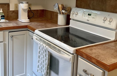 Uptown Historic District Cottage | 120 year old carriage house in uptown residential neighborhood