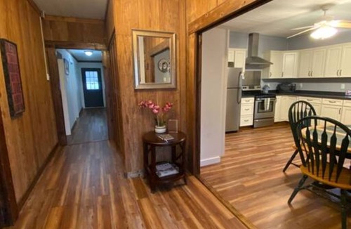 Alvarado House | 1890's Bunkhouse Getaway