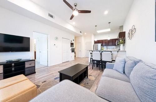 Katy Condo | 1L| Gated Condo | Spacious Home in Lifestyle Center