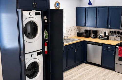 Heritage House | 2.7mi SeaWorld, 6.4mi Lackland, Arcade, Games