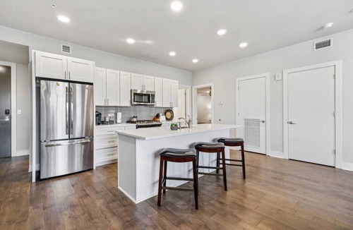 New Orleans Condo | 2 Bedroom Luxury Condo In Bywater New Orleans!
