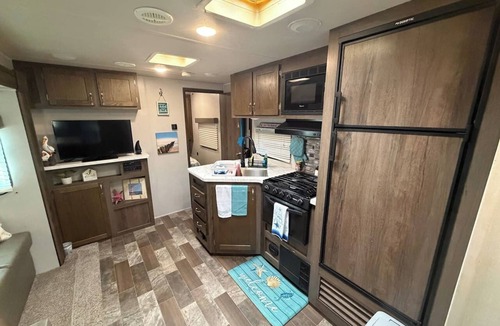 Holly Beach House | 2-bedroom recreational vehicle with AC in Holly Beach Cameron, La