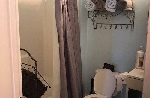 Faubourg Marigny Apartment | 2-bedroom upstairs apartment in charming New Orleans near French Quarter