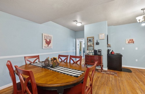 Fredericksburg House | 2 blocks from downtown - Off Street Parking - Romantic Getaway