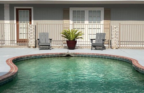 Highlands - Perkins Apartment | 2 br washer dryer Near LSU Tiger Stadium