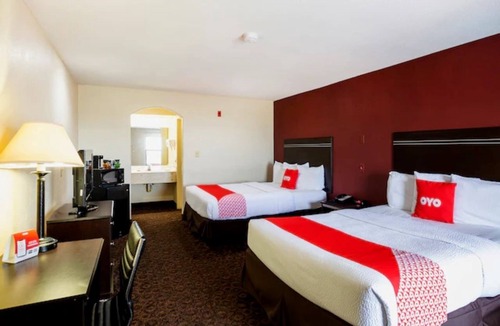 Port Allen Hotel | 2 Clean Rooms | Bright LSU Stay Close to Restaurants and Shopping Spot