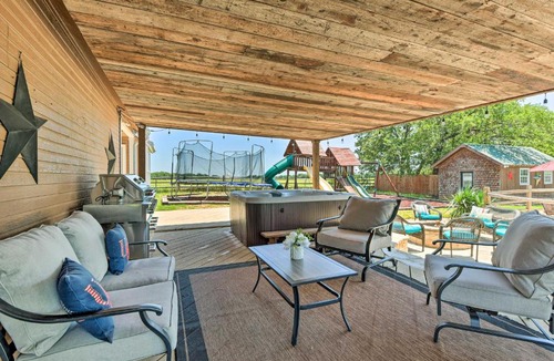 Sunset House | 2 Home Retreat on 29 Acres: ‘Sunset Ranch’