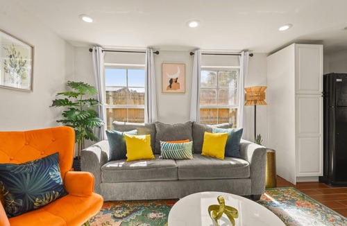 Mid City South House | 2 Kitchens|Mid City & LSU|Spacious 3 BR|Gated Yard